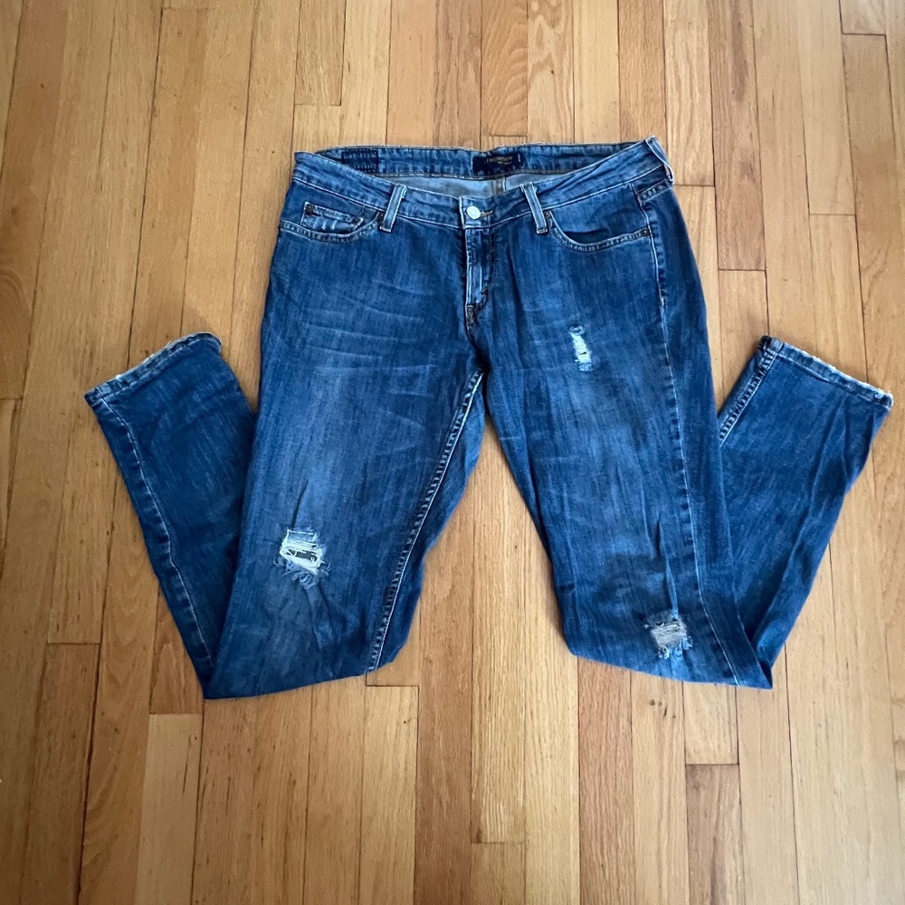 LEVIS'S RED TAG DEMIN JEANS JR SIZE 13 DISTRESSED
